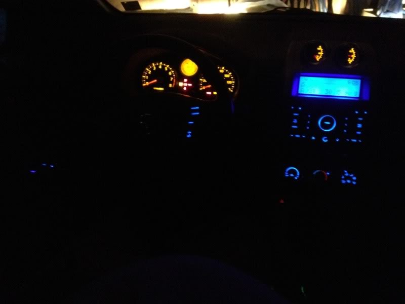 2008 Nissan Sentra SE R Spec V Dash LED Mod | Oznium Forum