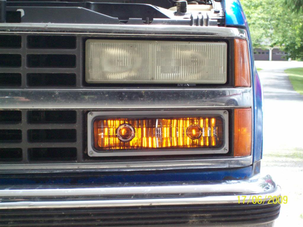 Change Headlights 1997 Chevy Pickup